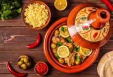8 وجبات من المطبخ المغربي لا بد من مشاركتها مع أحبابك