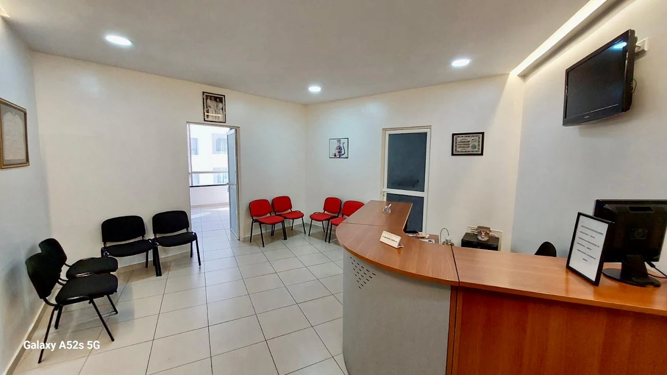 Dr Ali Ibn Lkhayat Dr Ali Ibn Lkhayat